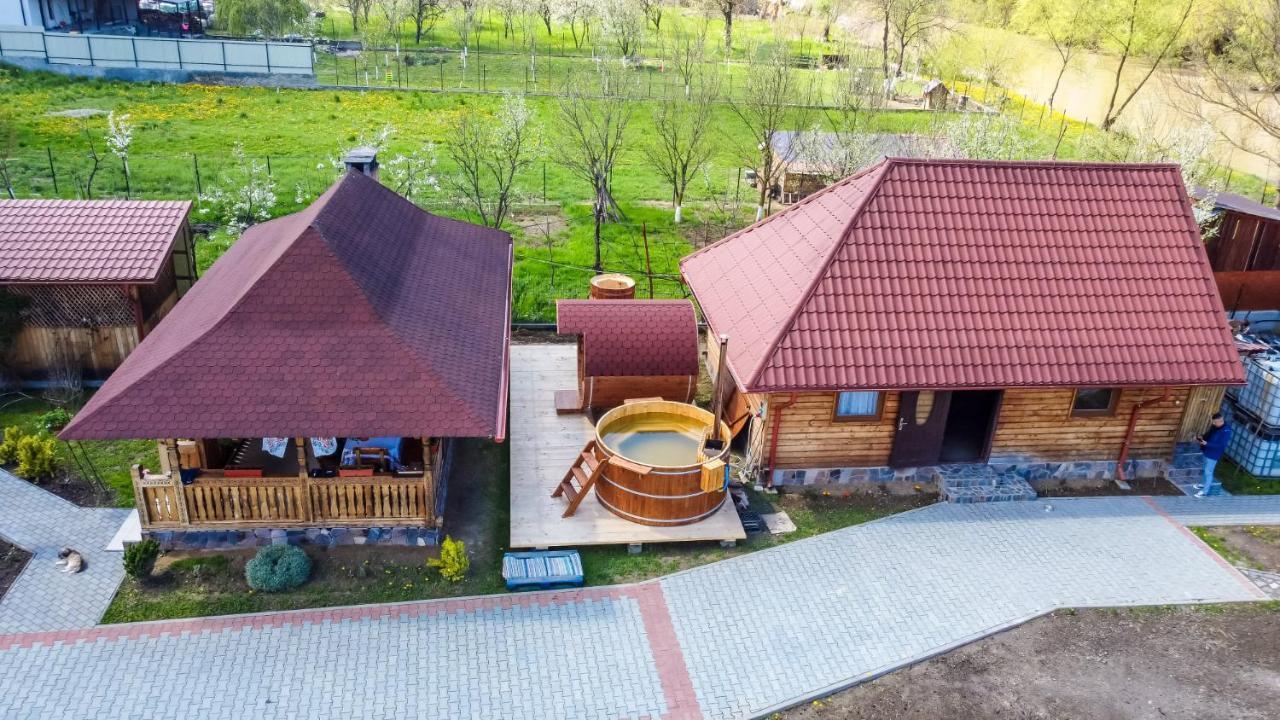 Casa Nely Hotel Sighetu Marmatiei Ngoại thất bức ảnh
